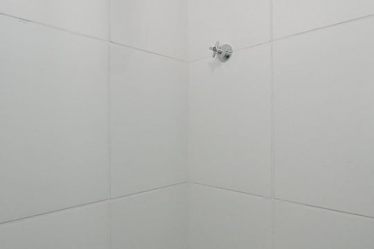 Banheiro de apartamento para alugar com 2 quartos, 43m² em Jardim Tres Irmaos, Taboão da Serra