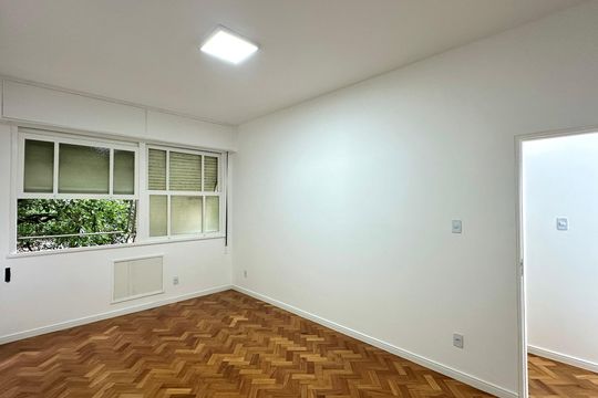 Apartamento à venda com 3 quartos, 111m² em Copacabana, Rio de Janeiro