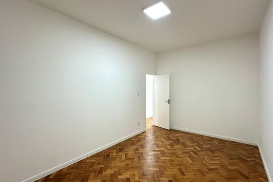 Apartamento à venda com 3 quartos, 111m² em Copacabana, Rio de Janeiro