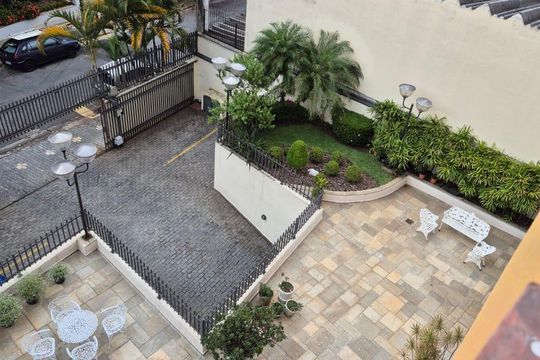Vista de apartamento à venda com 2 quartos, 80m² em Vila Gumercindo, São Paulo