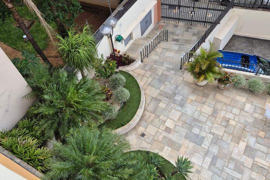 Vista de apartamento à venda com 2 quartos, 80m² em Vila Gumercindo, São Paulo
