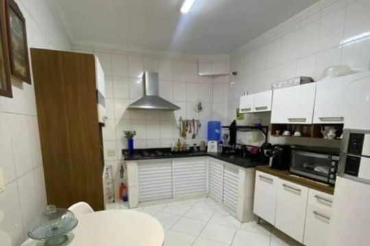 Cozinha de apartamento para alugar com 1 quarto, 90m² em Aparecida, Santos