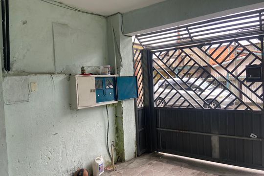Garagem de casa para alugar com 3 quartos, 120m² em Vila Yolanda, Osasco