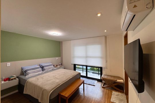 Suíte Master de casa de condomínio à venda com 4 quartos, 160m² em Vargem Pequena, Rio de Janeiro