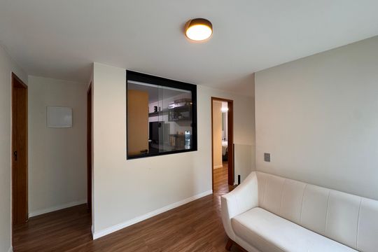 Hall Íntimo de casa de condomínio à venda com 4 quartos, 160m² em Vargem Pequena, Rio de Janeiro