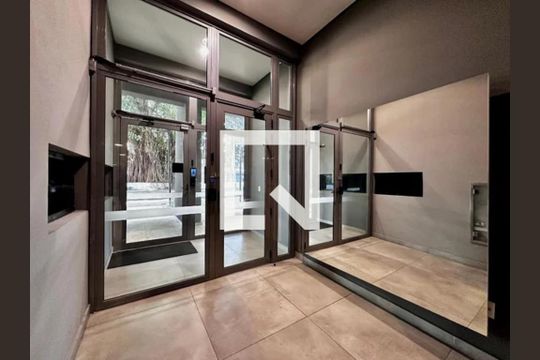 Hall de kitnet/studio à venda com 1 quarto, 25m² em Santo Amaro, São Paulo