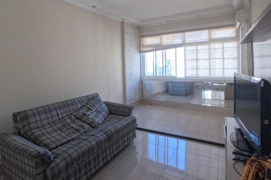 Apartamento para alugar com 2 quartos, 110m² em Gonzaga, Santos