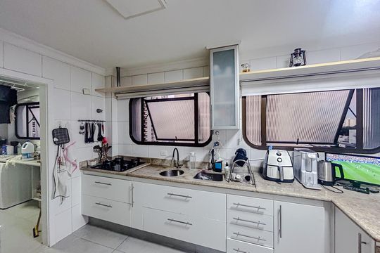 Cozinha de apartamento para alugar com 3 quartos, 195m² em Mooca, São Paulo