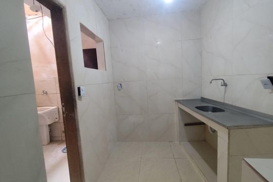 Apartamento para alugar com 1 quarto, 60m² em Jardim Primavera, Duque de Caxias