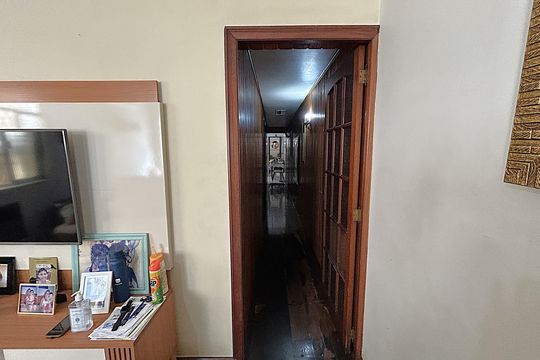 Corredor de apartamento à venda com 2 quartos, 89m² em Higienópolis, Rio de Janeiro