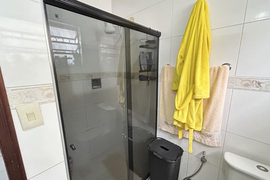 Banheiro de apartamento à venda com 2 quartos, 89m² em Higienópolis, Rio de Janeiro