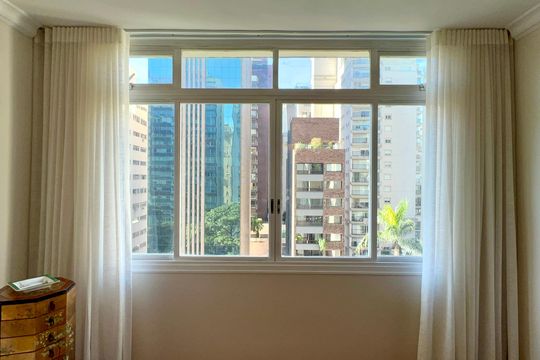 Vista da Sala de apartamento para alugar com 3 quartos, 141m² em Jardim Paulista, São Paulo