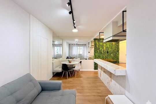 Sala de apartamento para alugar com 2 quartos, 50m² em Cidade Monções, São Paulo