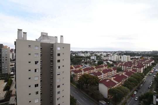 Vista da sacada de apartamento à venda com 3 quartos, 90m² em Boa Vista, Curitiba