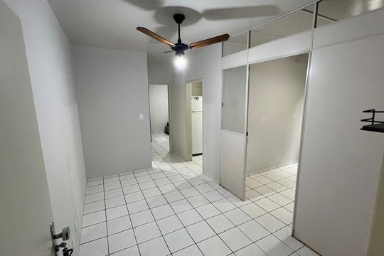 Sala de apartamento para alugar com 2 quartos, 44m² em Pantanal, Florianópolis