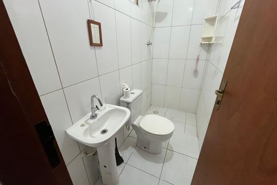 Banheiro de casa à venda com 2 quartos, 400m² em Lauzane Paulista, São Paulo