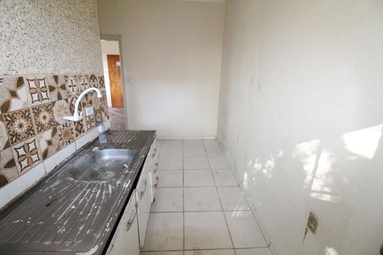 Cozinha de apartamento para alugar com 1 quarto, 60m² em Centro, São José dos Campos