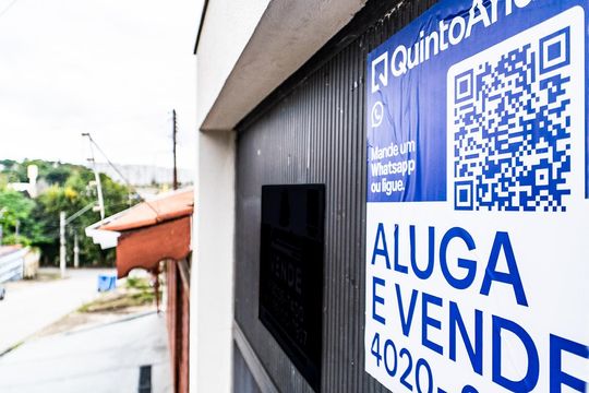 Placa de casa para alugar com 3 quartos, 250m² em Nova Votorantim, Votorantim