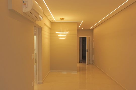 Sala de apartamento para alugar com 2 quartos, 84m² em Ponta da Praia, Santos