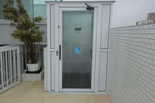 Área comum - Piscina de apartamento para alugar com 2 quartos, 84m² em Ponta da Praia, Santos
