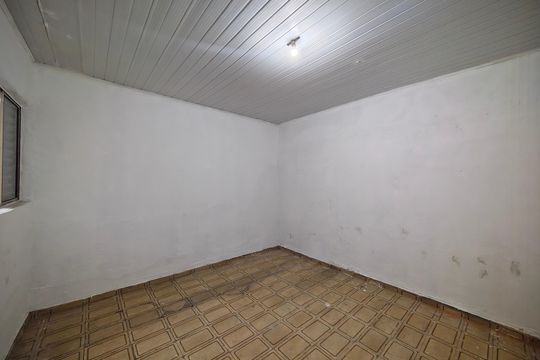 Quarto de casa para alugar com 1 quarto, 35m² em Vila Medeiros, São Paulo