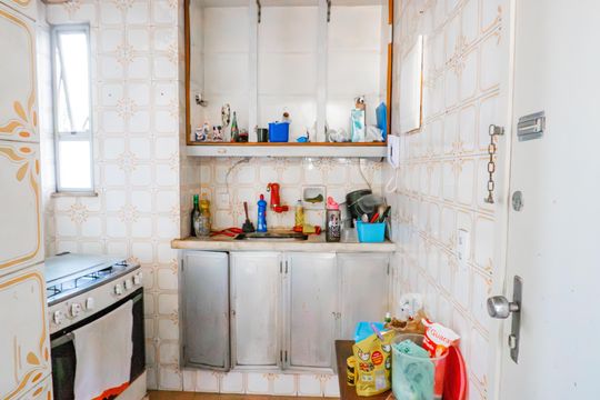 Cozinha de apartamento à venda com 2 quartos, 50m² em Vila Isabel, Rio de Janeiro