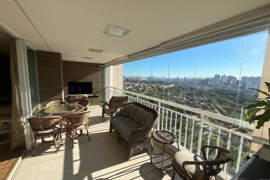 Sacada de apartamento à venda com 3 quartos, 141m² em Jardim Colombo, São Paulo