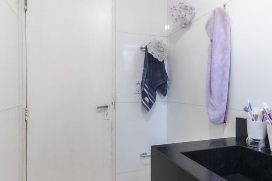 Banheiro de apartamento à venda com 2 quartos, 55m² em Vila Cruzeiro, São Paulo
