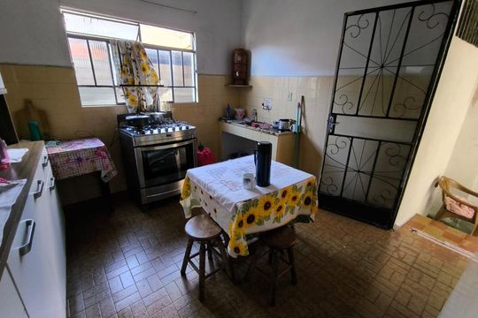 Cozinha de casa à venda com 2 quartos, 200m² em Alto dos Pinheiros, Belo Horizonte