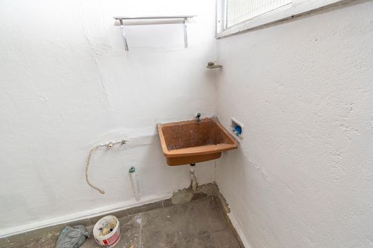 Varanda e área de serviço de casa para alugar com 2 quartos, 120m² em Irajá, Rio de Janeiro