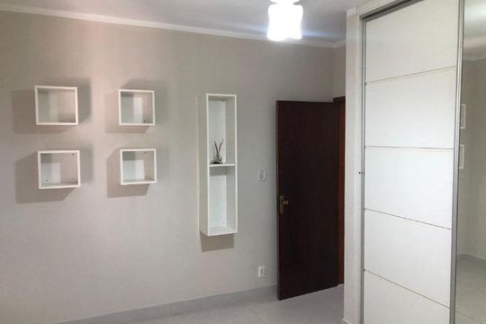 Sala de casa para alugar com 3 quartos, 270m² em Santa Mônica, Uberlândia