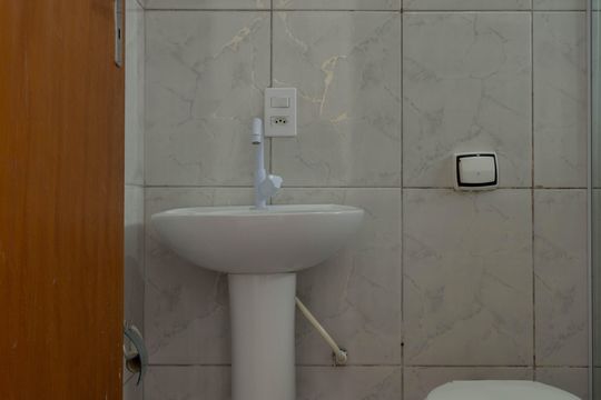 Banheiro de kitnet/studio para alugar com 1 quarto, 38m² em Centro, São Bernardo do Campo