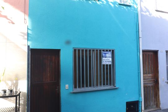 Fachada de casa à venda com 2 quartos, 50m² em Baeta Neves, São Bernardo do Campo