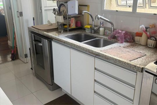 Cozinha de apartamento à venda com 3 quartos, 126m² em Vila Gertrudes, São Paulo