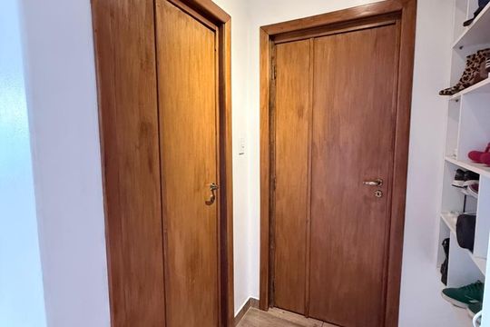 Corredor de apartamento à venda com 1 quarto, 48m² em Jardim Dona Leopoldina, Porto Alegre