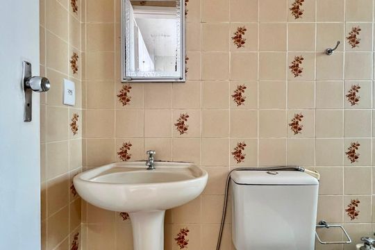 Banheiro de kitnet/studio à venda com 1 quarto, 50m² em Botafogo, Campinas