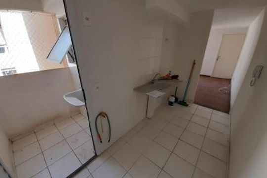Cozinha de apartamento para alugar com 2 quartos, 45m² em Jundiapeba, Mogi das Cruzes