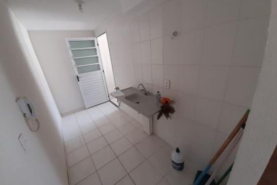 Cozinha de apartamento para alugar com 2 quartos, 45m² em Jundiapeba, Mogi das Cruzes