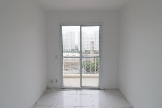 Sala de apartamento para alugar com 2 quartos, 63m² em Presidente Altino, Osasco