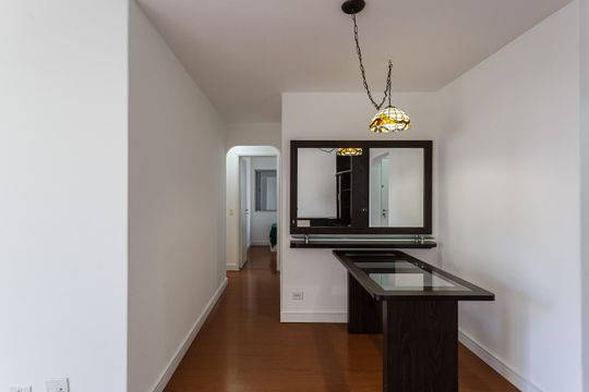 Sala de apartamento para alugar com 3 quartos, 74m² em Vila Olímpia, São Paulo