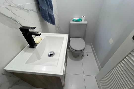 Lavabo  de apartamento para alugar com 2 quartos, 88m² em Vila Andrade, São Paulo