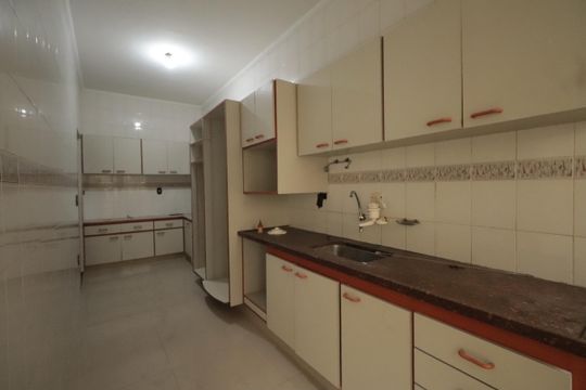 Cozinha de casa à venda com 3 quartos, 215m² em Parque São Jorge, São Paulo