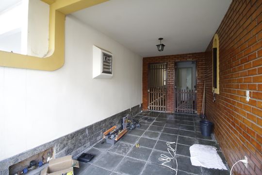 Garagem de casa de condomínio para alugar com 3 quartos, 192m² em Freguesia (jacarepaguá), Rio de Janeiro
