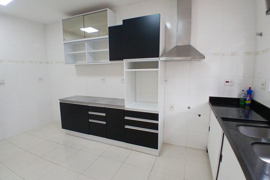 Cozinha de casa de condomínio à venda com 5 quartos, 260m² em Vargem Grande, Rio de Janeiro