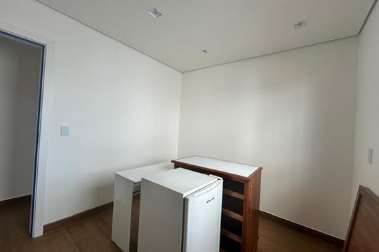 Quarto de casa à venda com 3 quartos, 200m² em Planalto, Belo Horizonte