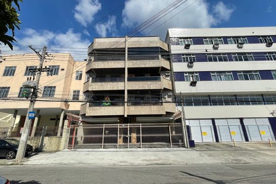 Fachada de apartamento à venda com 2 quartos, 75m² em Praia da Bandeira, Rio de Janeiro