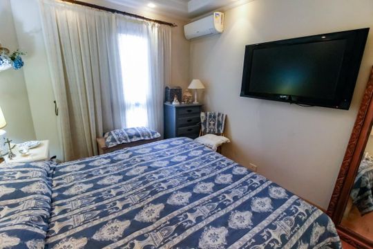 Suíte de apartamento à venda com 4 quartos, 180m² em Morumbi, São Paulo