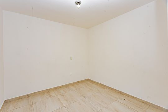 Quarto de casa para alugar com 2 quartos, 49m² em Jardim Climax, São Paulo