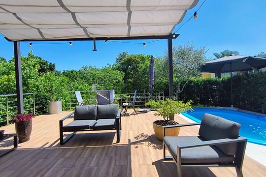 Casa de Condomínio para alugar com 2 quartos, 290m² em Jansen, Gravataí