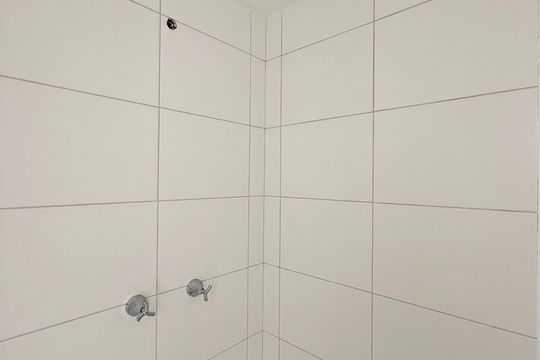 Banheiro  de kitnet/studio à venda com 1 quarto, 24m² em Vila Cordeiro, São Paulo